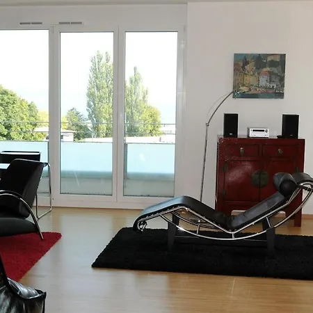 View Schiffstrasse *